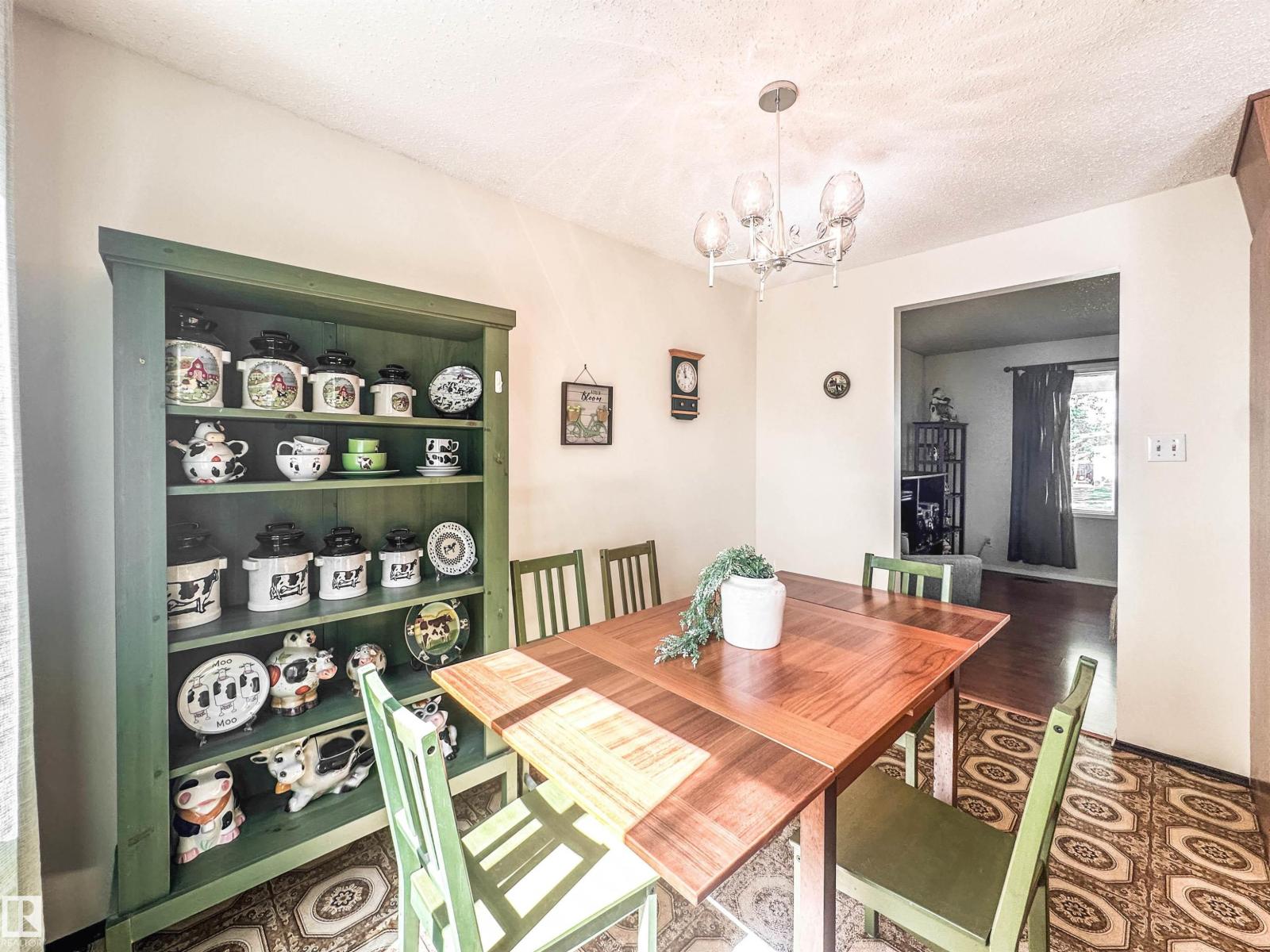 1 FOREST DR — photo 23