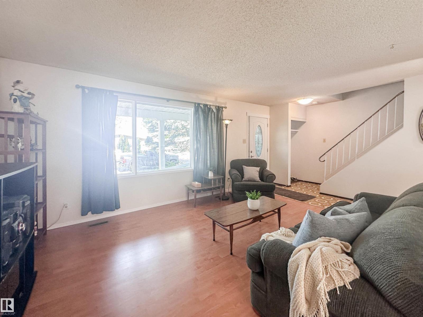 1 FOREST DR — photo 8