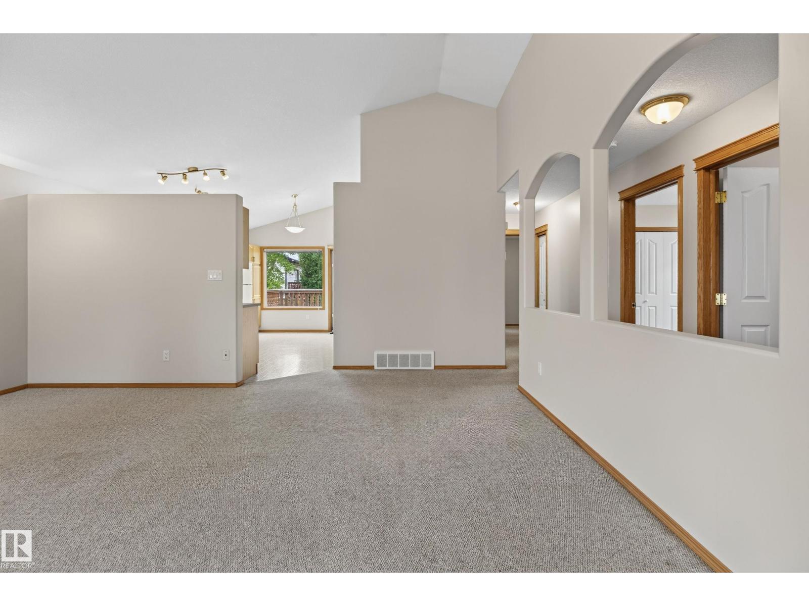 475 HIGHWOOD BV — photo 6
