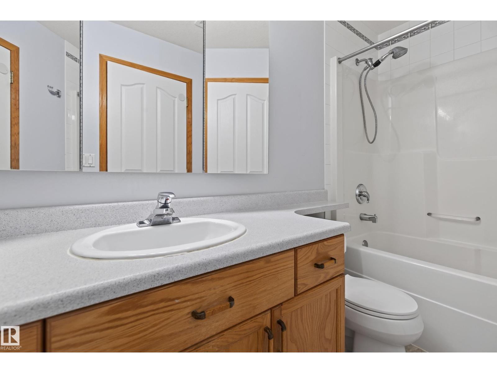 475 HIGHWOOD BV — photo 22
