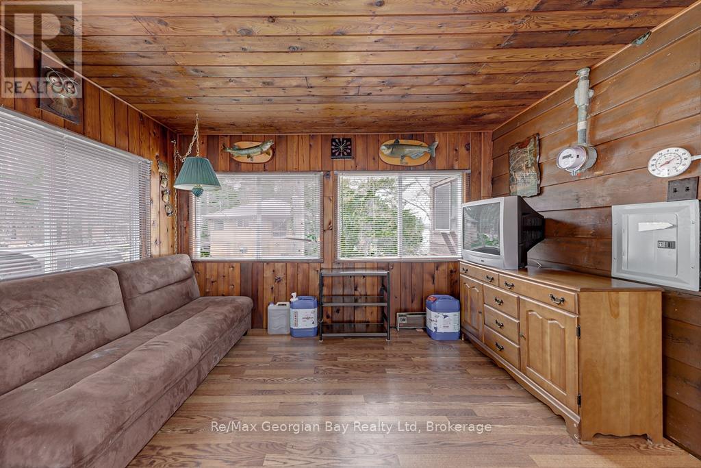 15SR405 SEVERN RIVER SHORE - 6