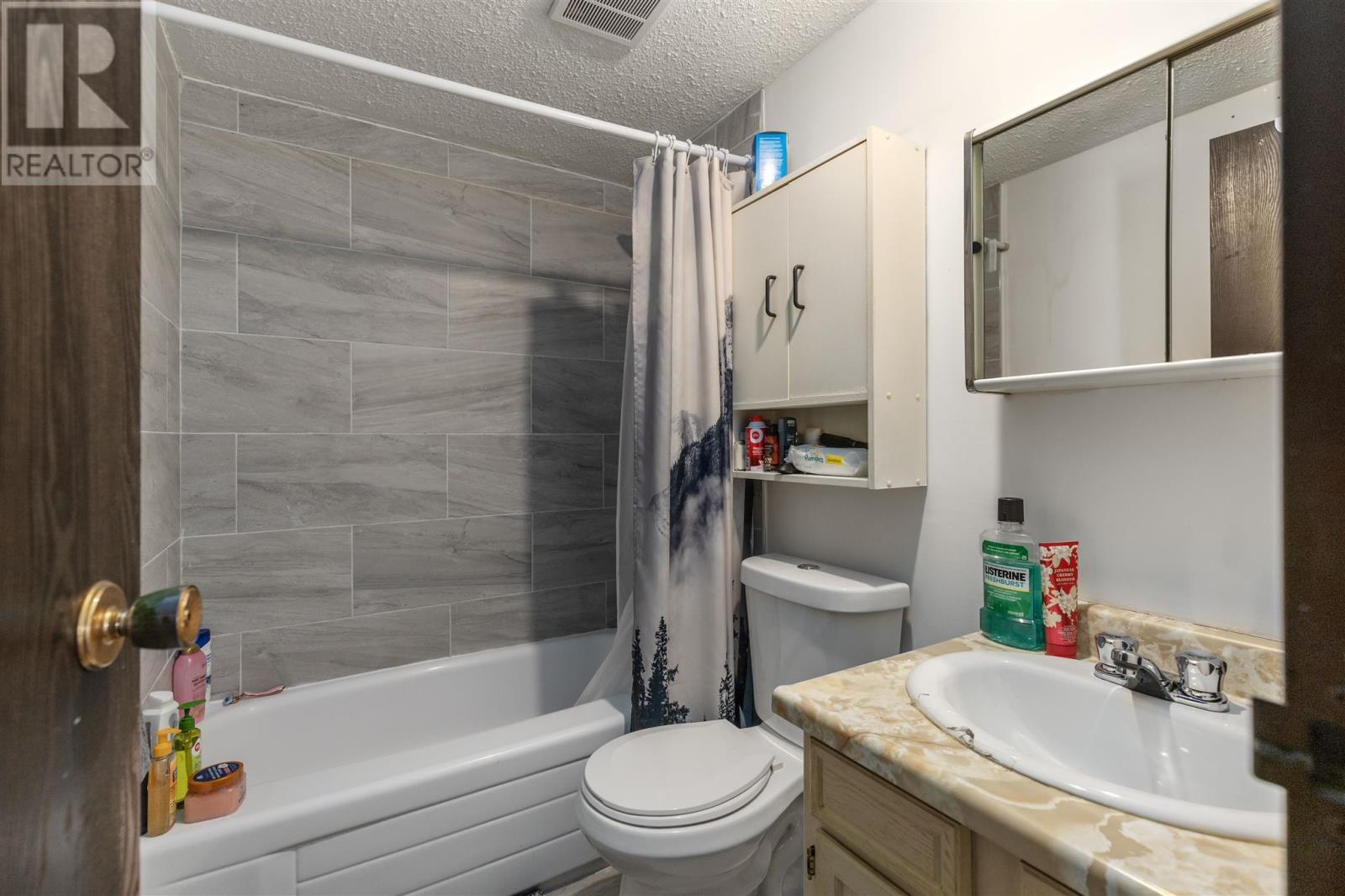 269 Goulais AVE - 37