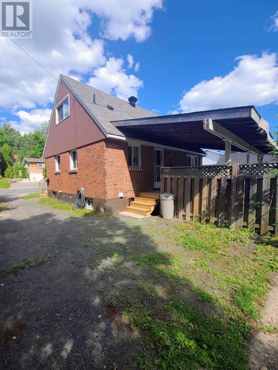 135 Dieppe AVE - 26