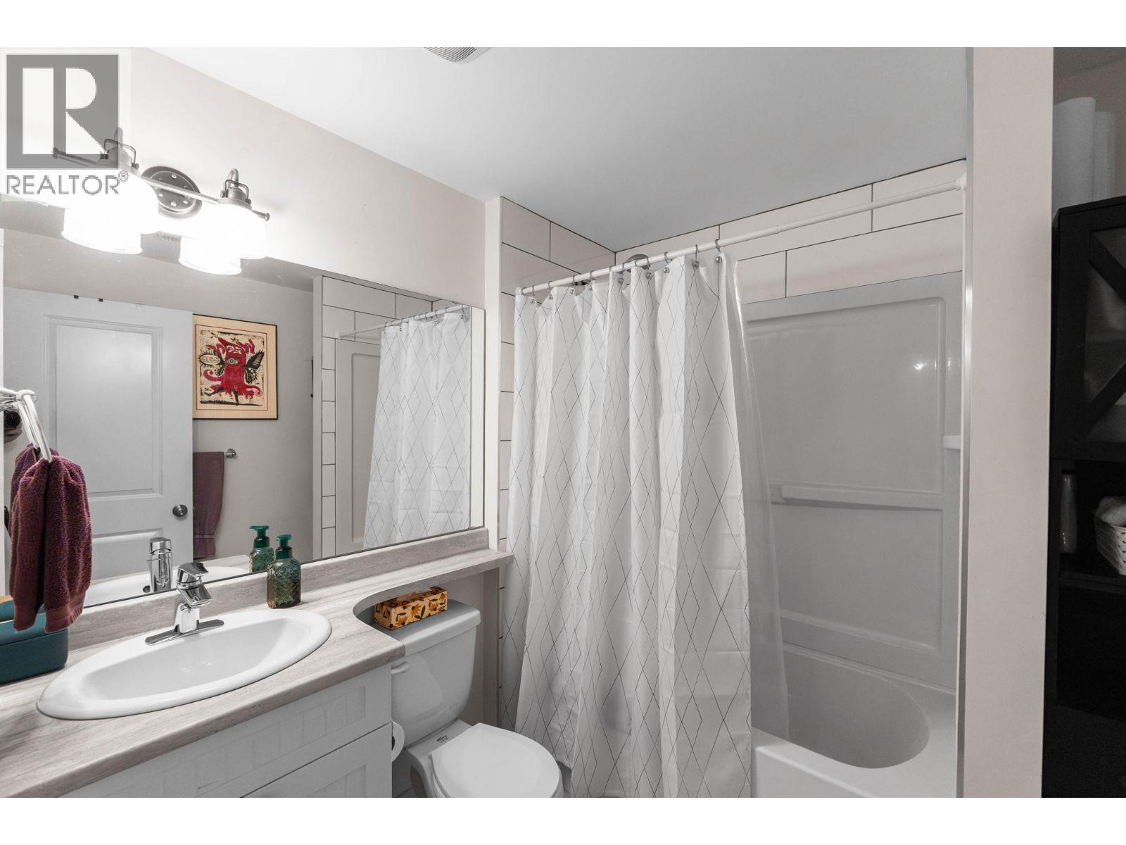 605 Stirling Road, Kelowna