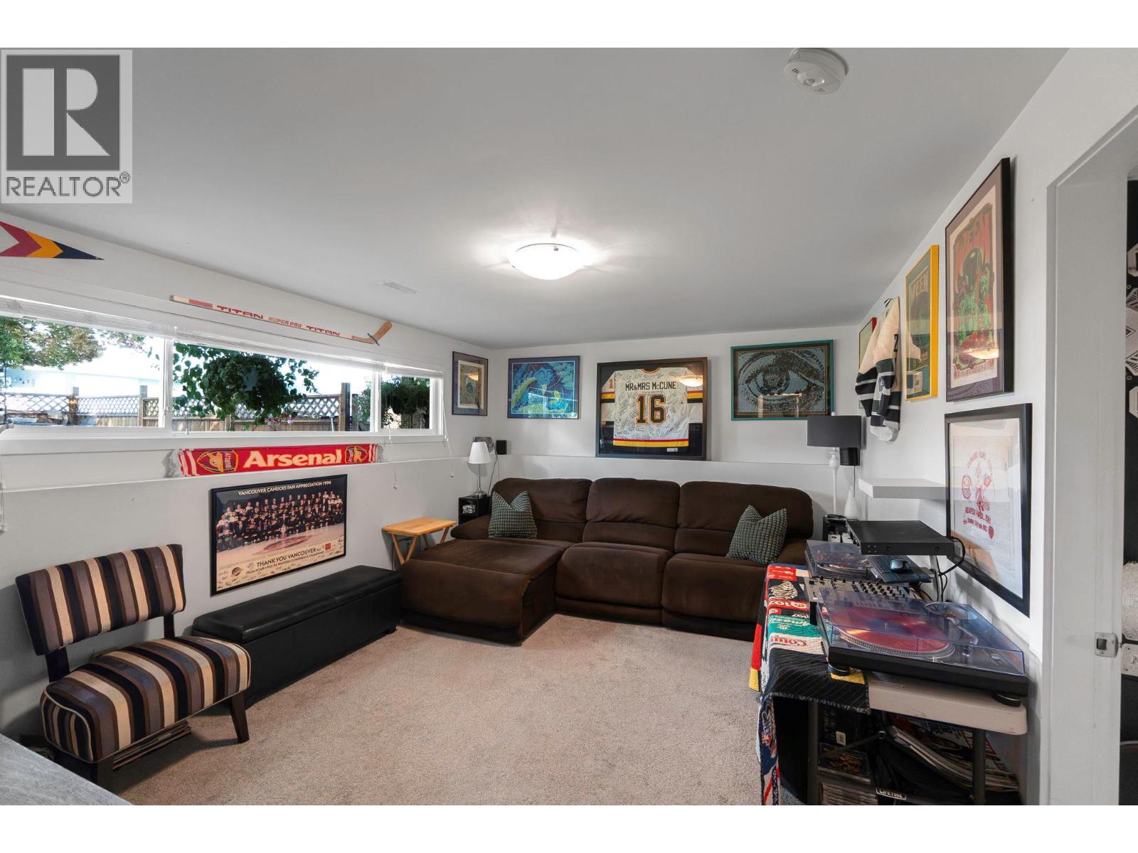 605 Stirling Road, Kelowna