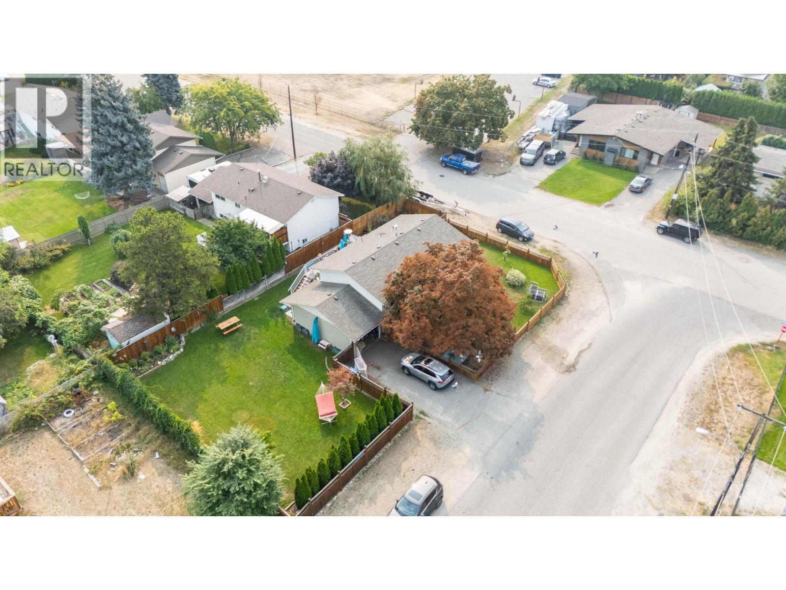 605 Stirling Road, Kelowna
