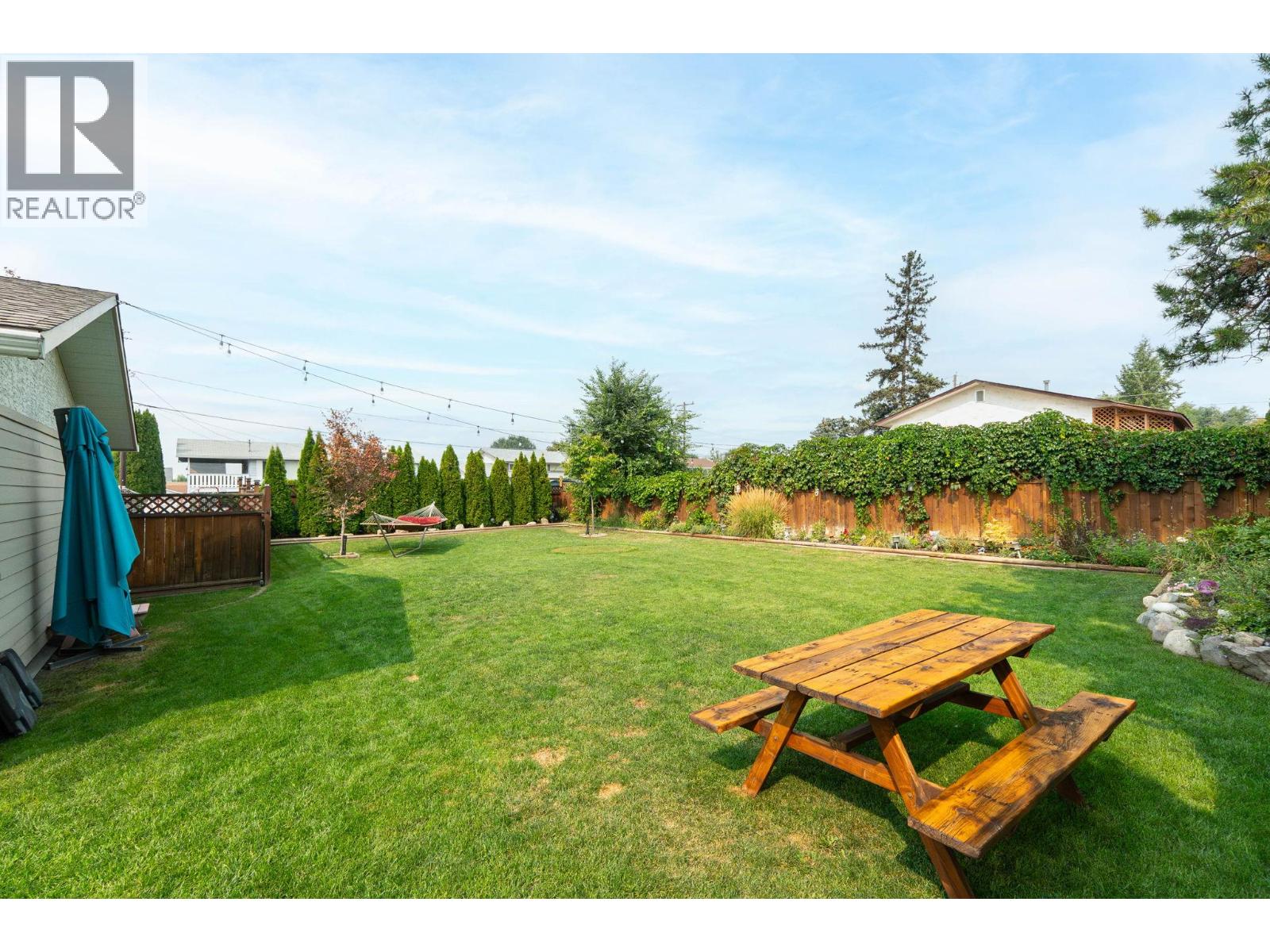 605 Stirling Road, Kelowna