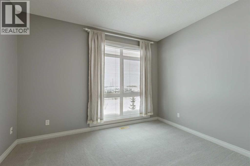 #14 133 Rockyledge View NW - 12