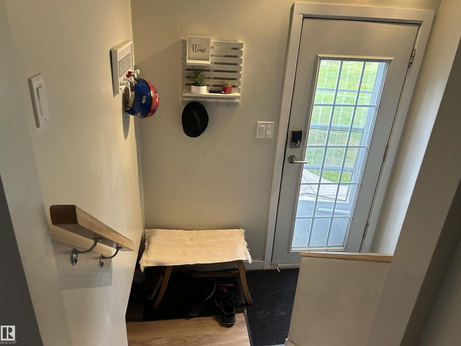 10924 30 ST NW - 14