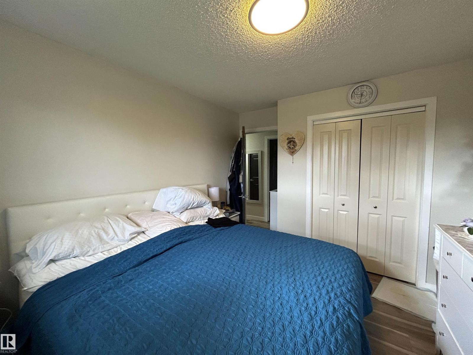 10924 30 ST NW - 8