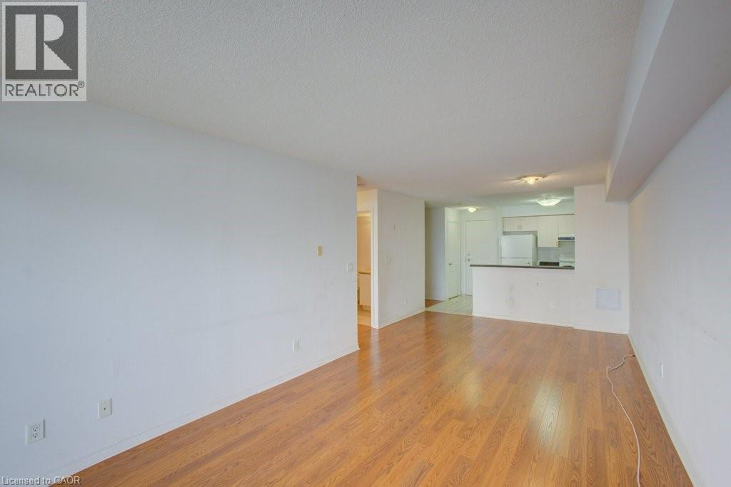 #802 3650 KINGSTON Road - 11