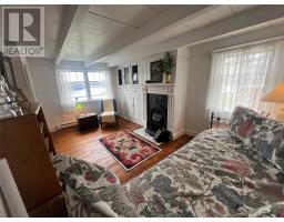 40 Robin Hood Road thumbnail 9