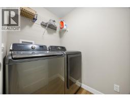 687 Acadia Street, Kelowna, BC V1V0A8 Photo 35