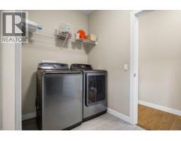 Kitchen - 687 Acadia Street, Kelowna, BC V1V0A8 Photo 23
