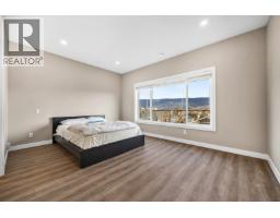 687 Acadia Street, Kelowna, BC V1V0A8 Photo 29