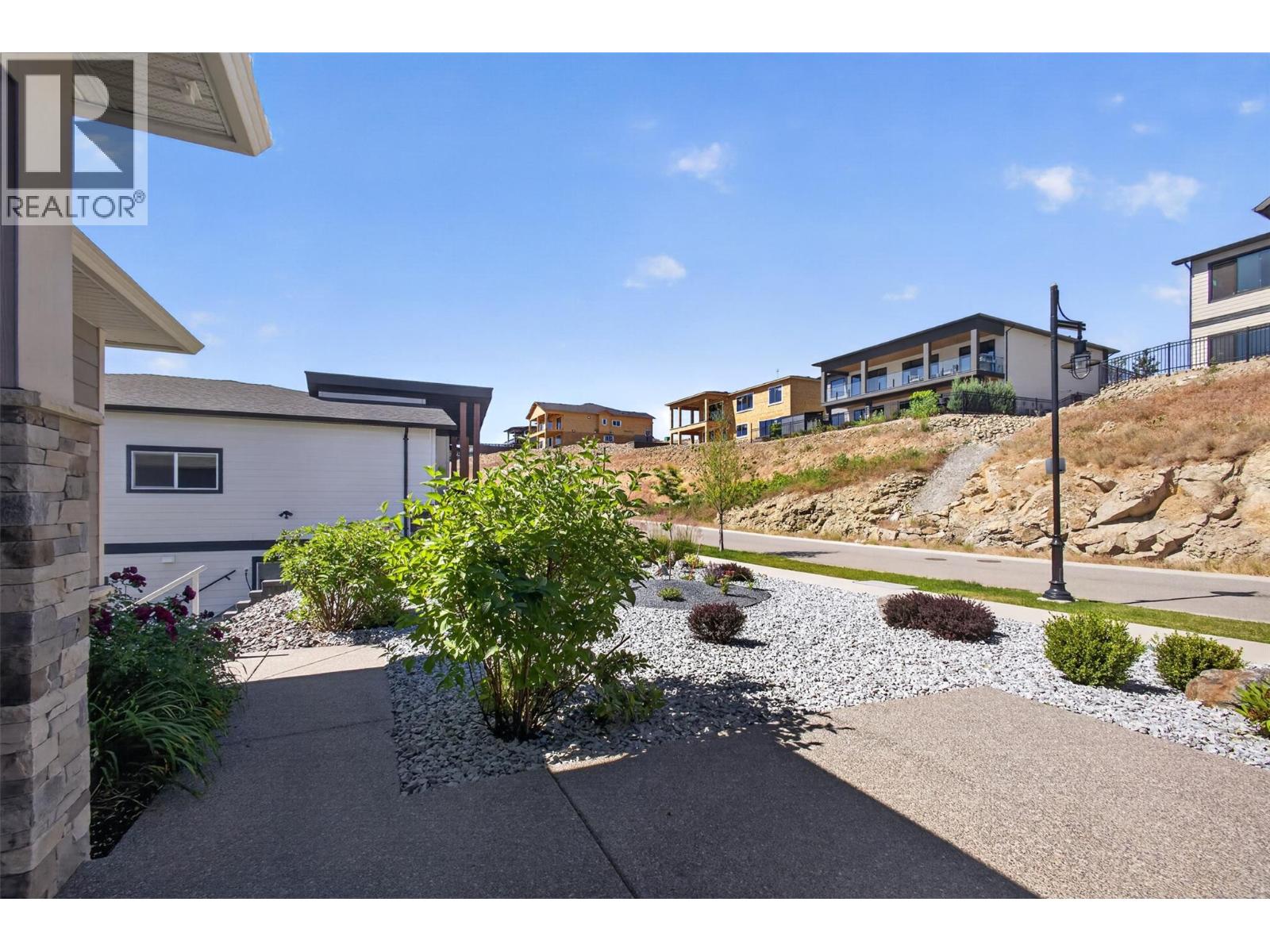 687 Acadia Street - 52