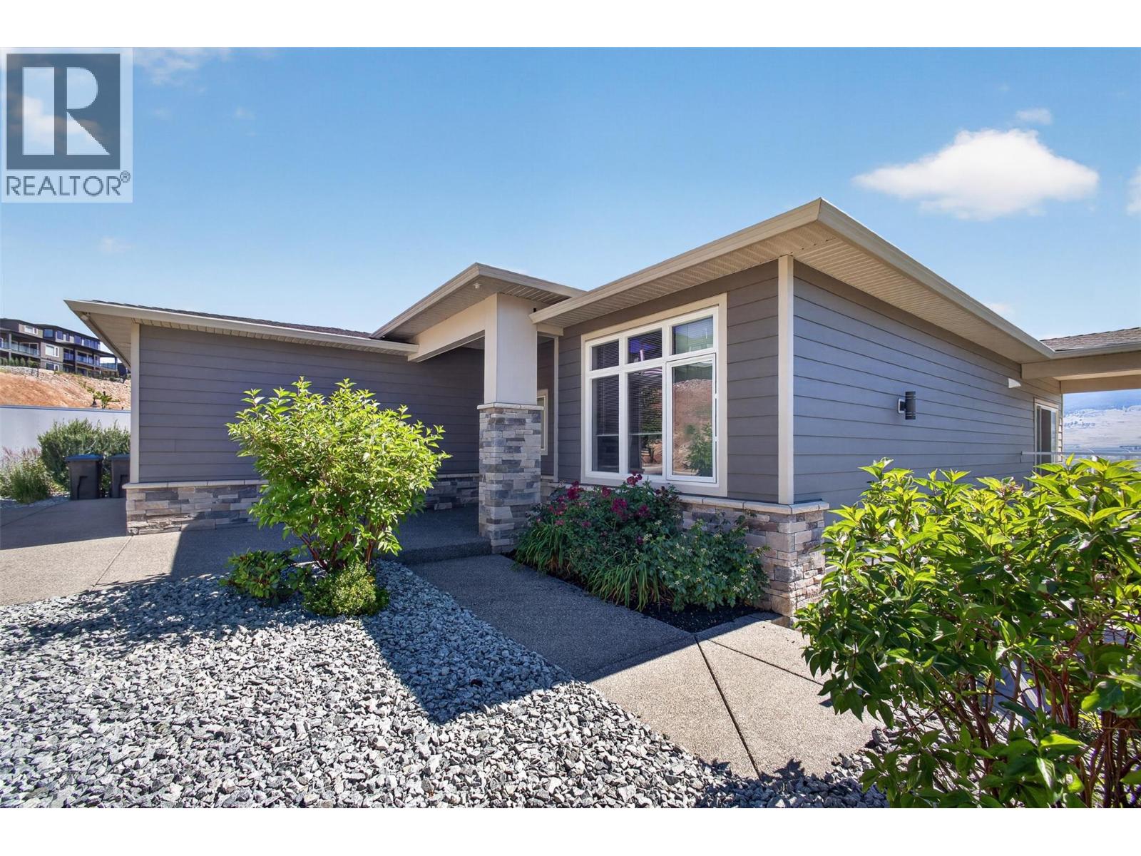 687 Acadia Street - 48
