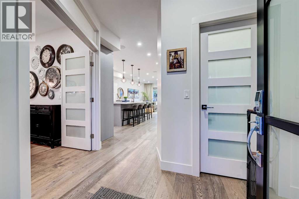 619 36 Street SW - photo 2