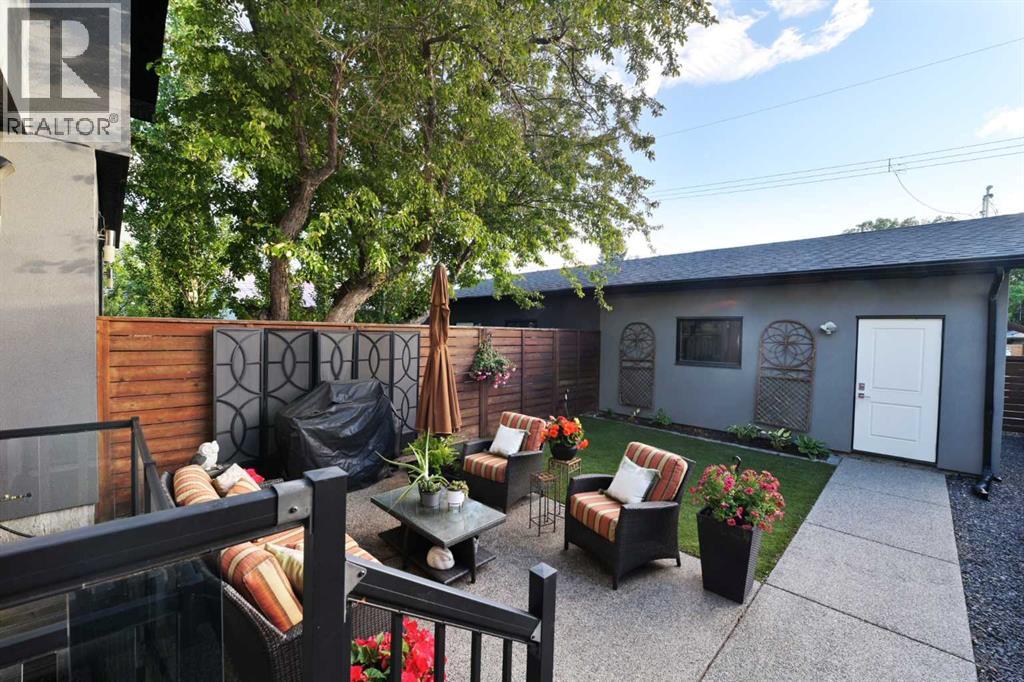 619 36 Street SW — photo 38