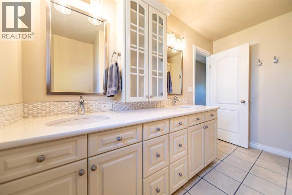 310 Silver Ridge Crescent NW — photo 17