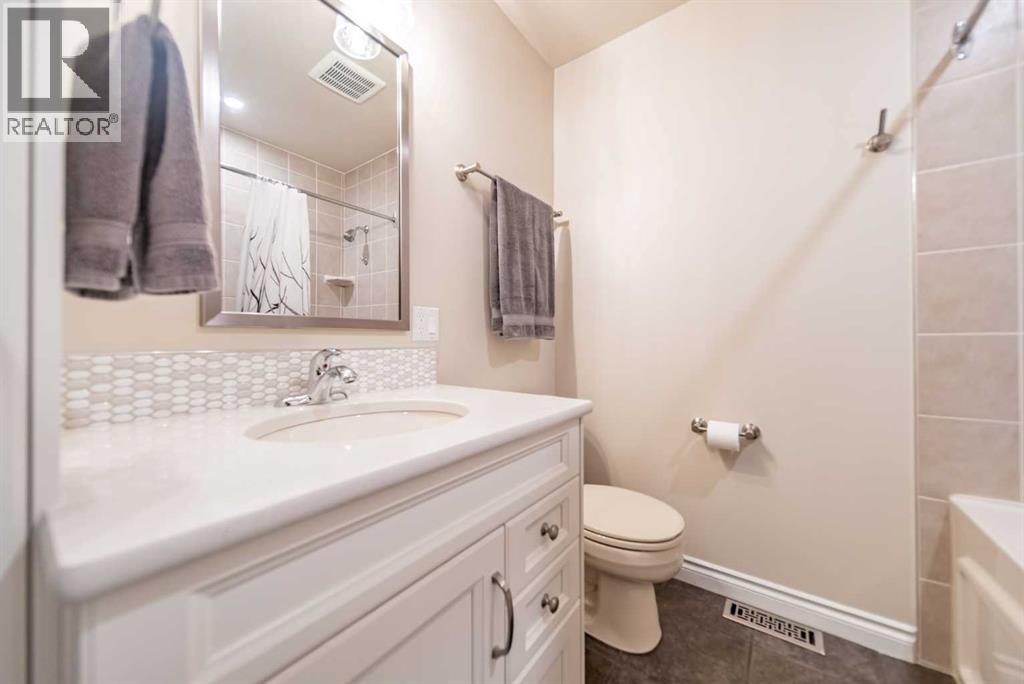 310 Silver Ridge Crescent NW — photo 22