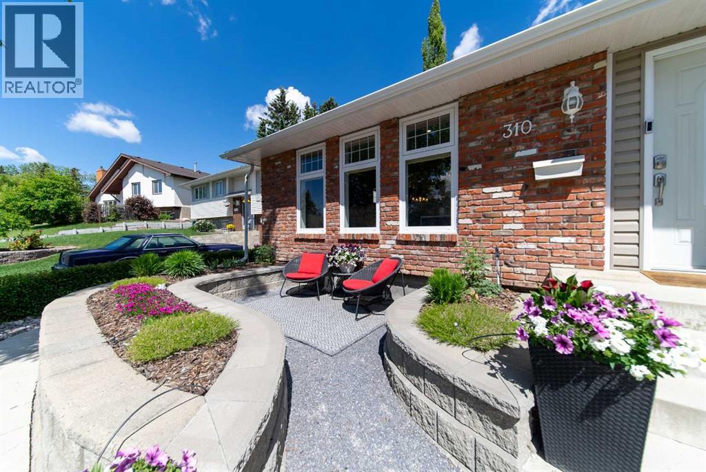 310 Silver Ridge Crescent NW - photo 3
