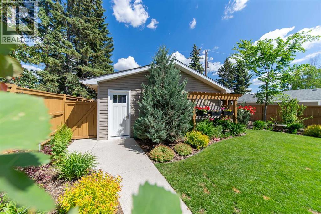 310 Silver Ridge Crescent NW — photo 33