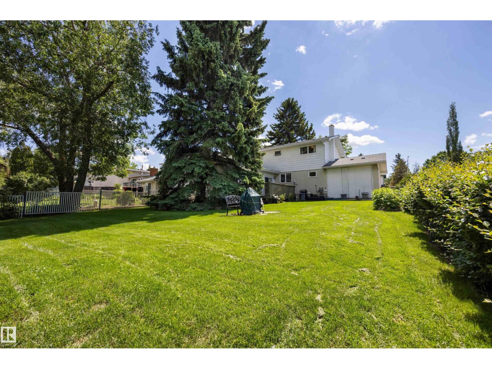 39 MANOR DR — photo 6