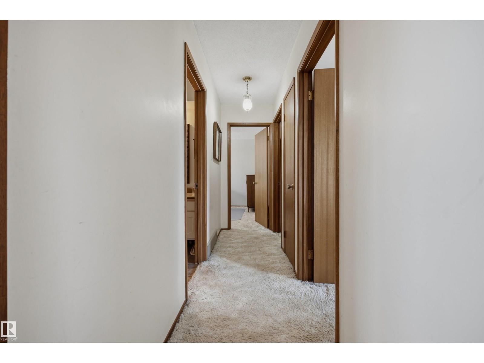 39 MANOR DR — photo 26