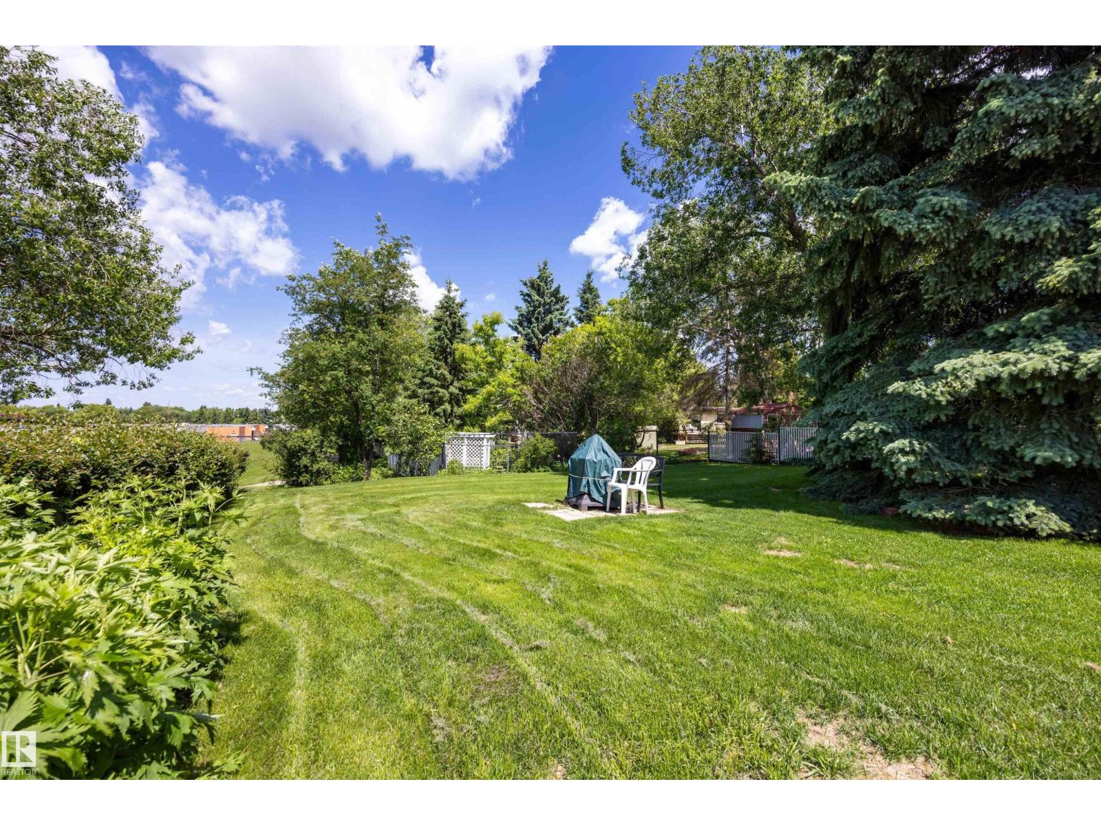 39 MANOR DR - photo 5