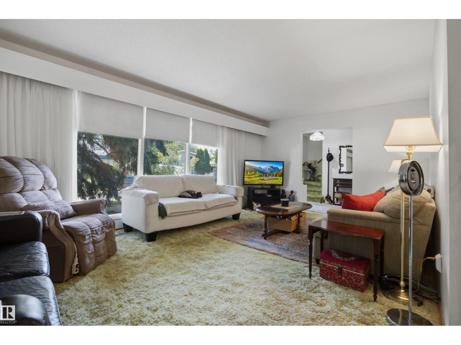 39 MANOR DR — photo 12