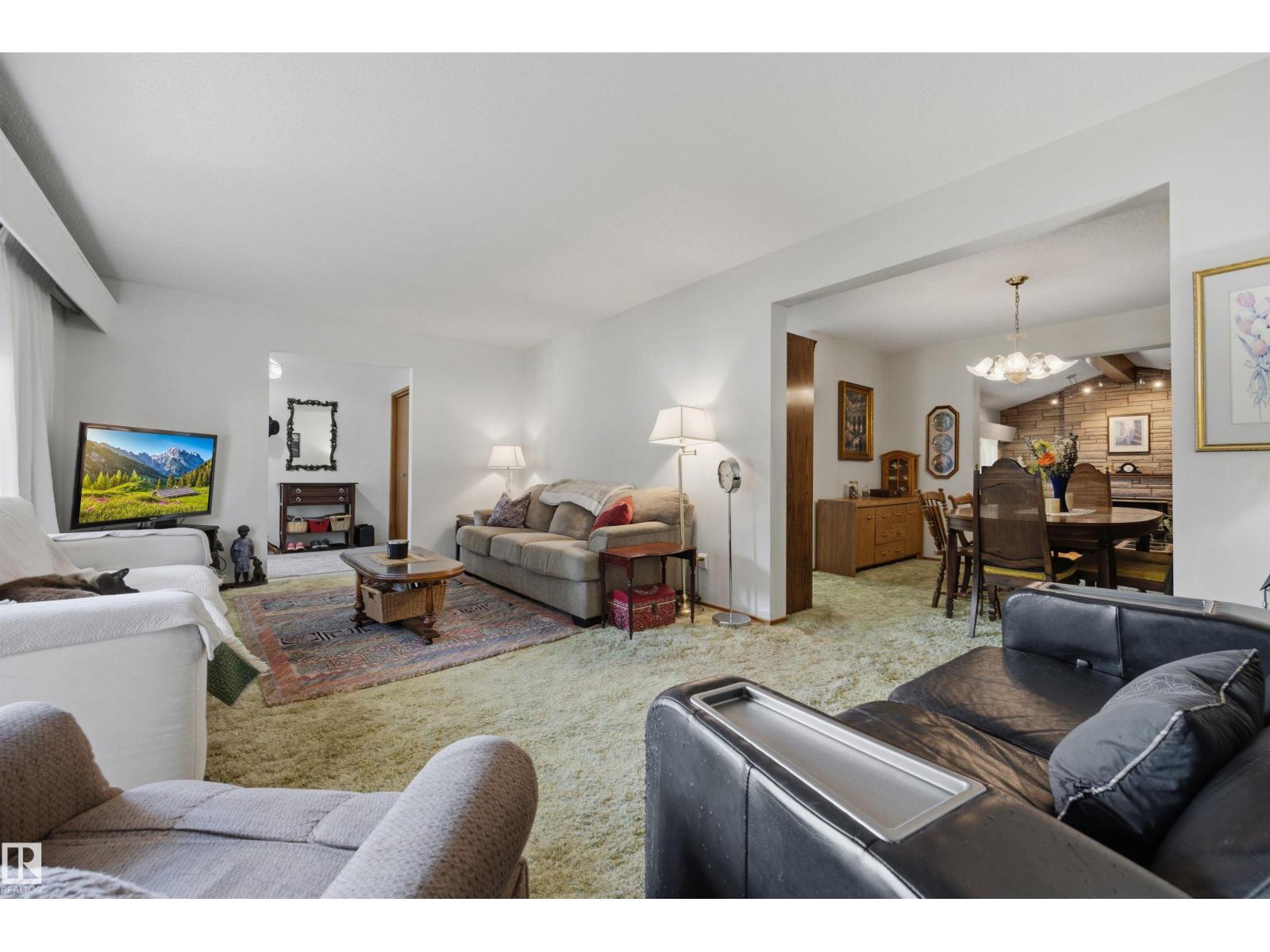 39 MANOR DR — photo 13