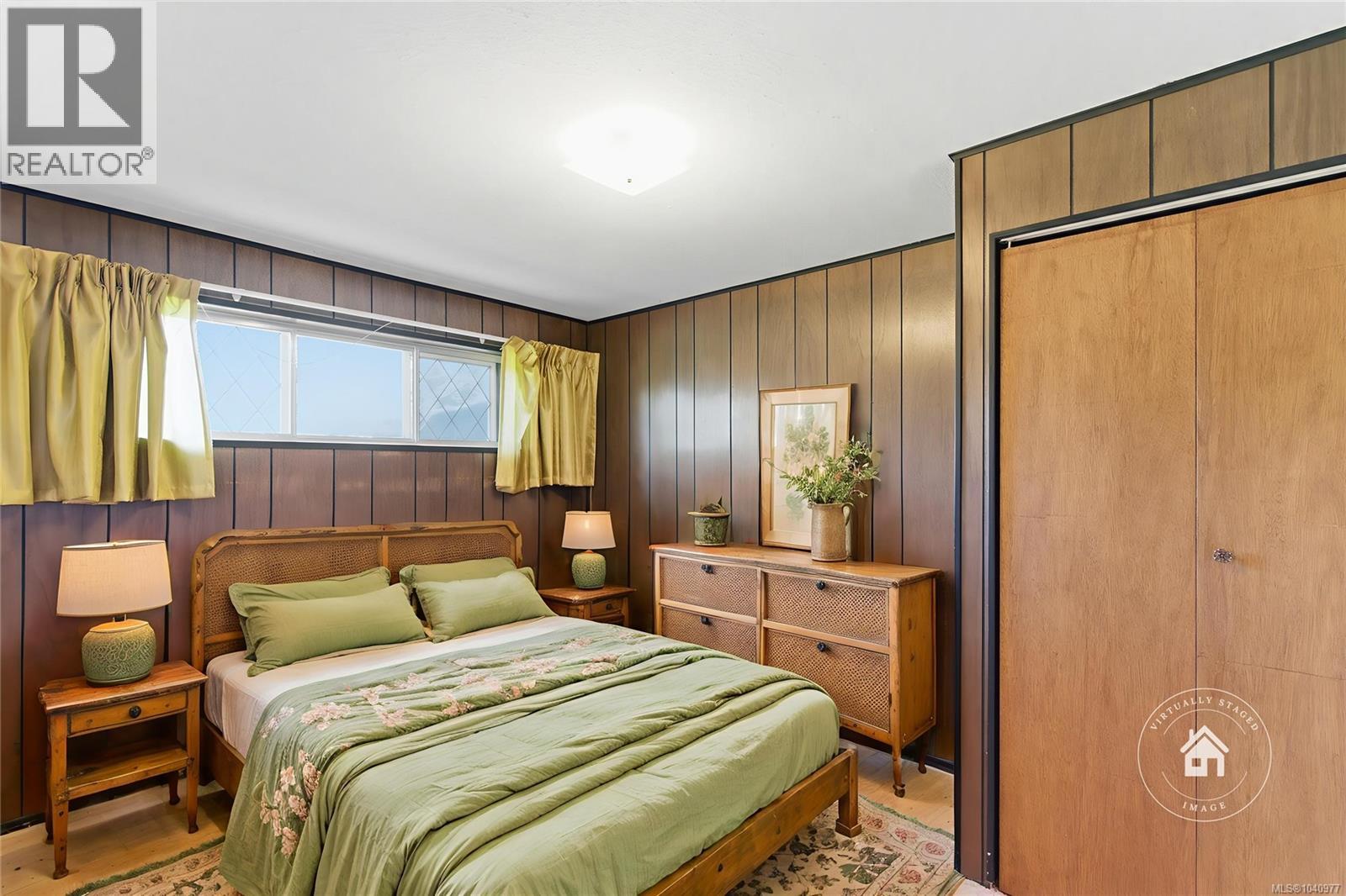 439 Craig St - 30