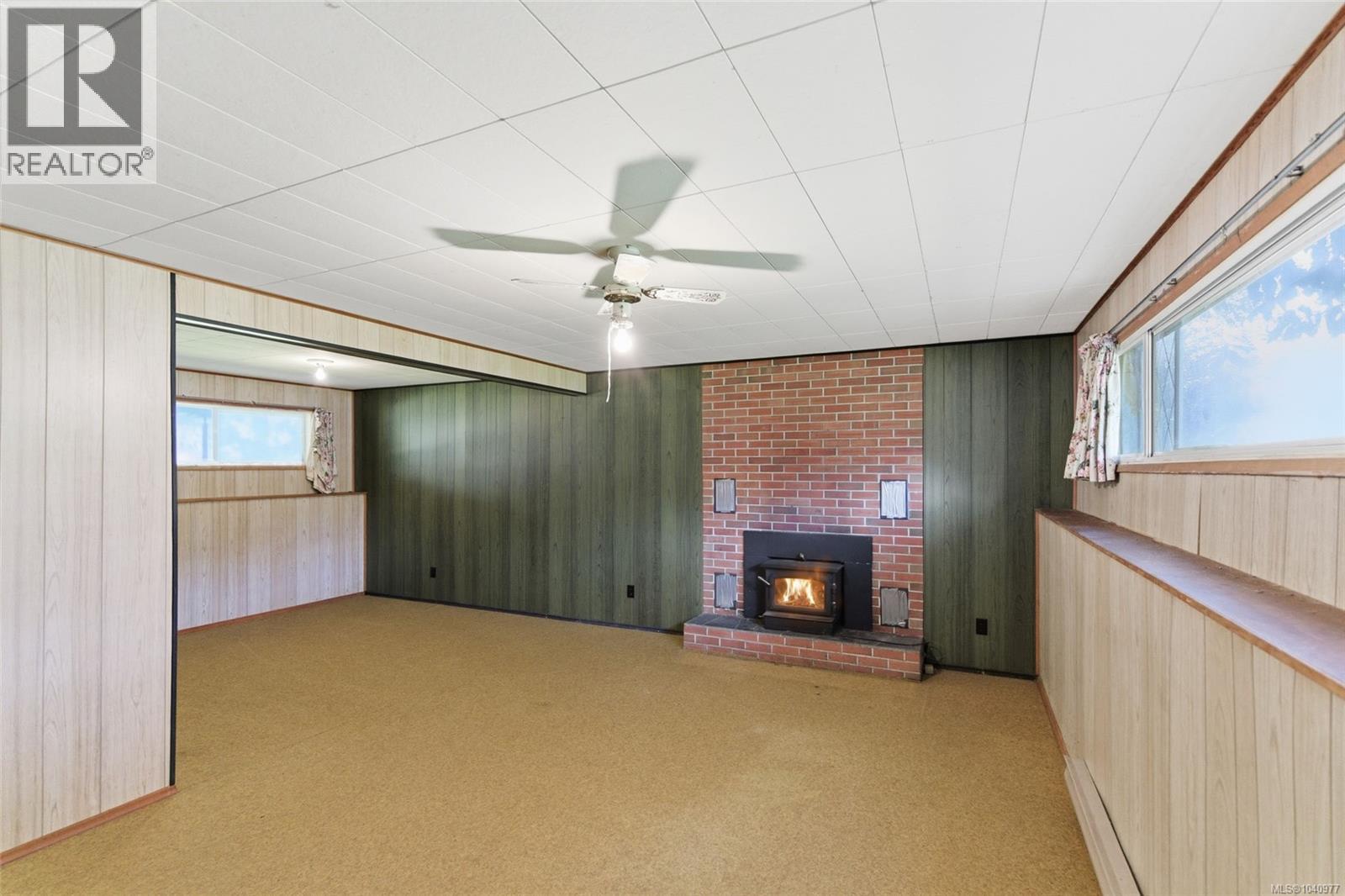 439 Craig St - 8