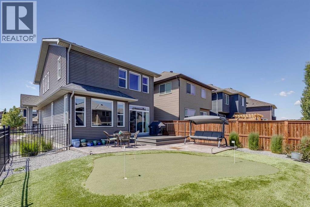 Your personal 3 hole putting green