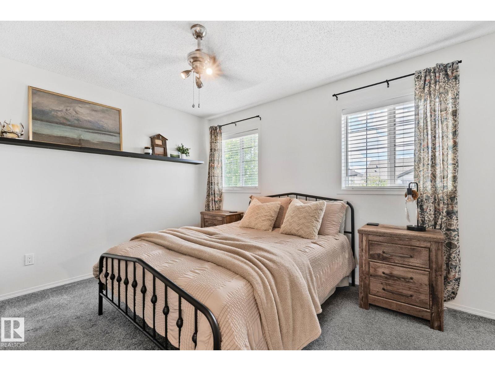 22 VIVIAN WY — photo 17