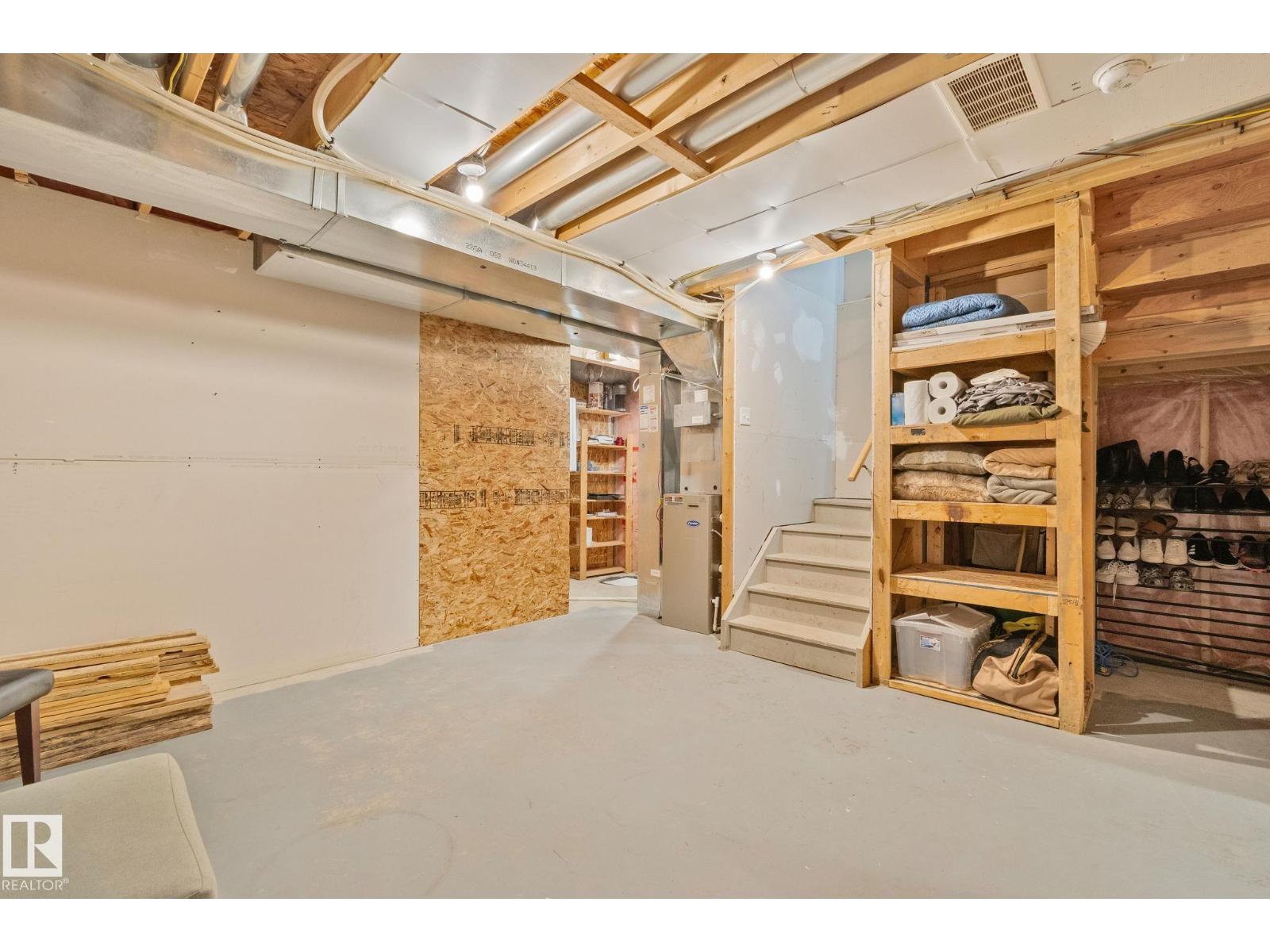 22 VIVIAN WY — photo 27