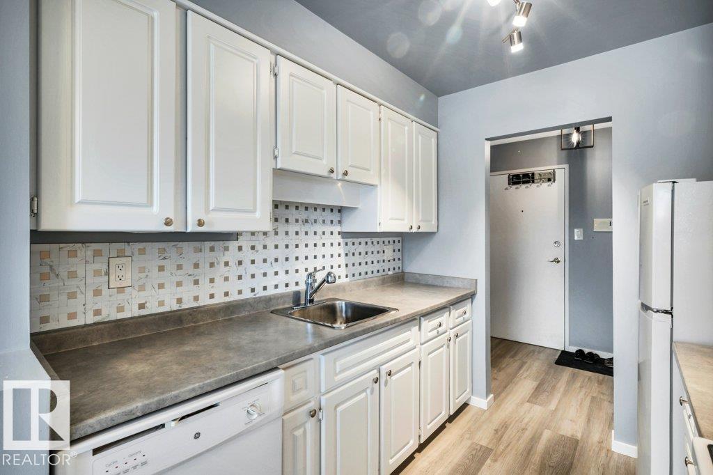 #303 11445 41 AV NW - 11