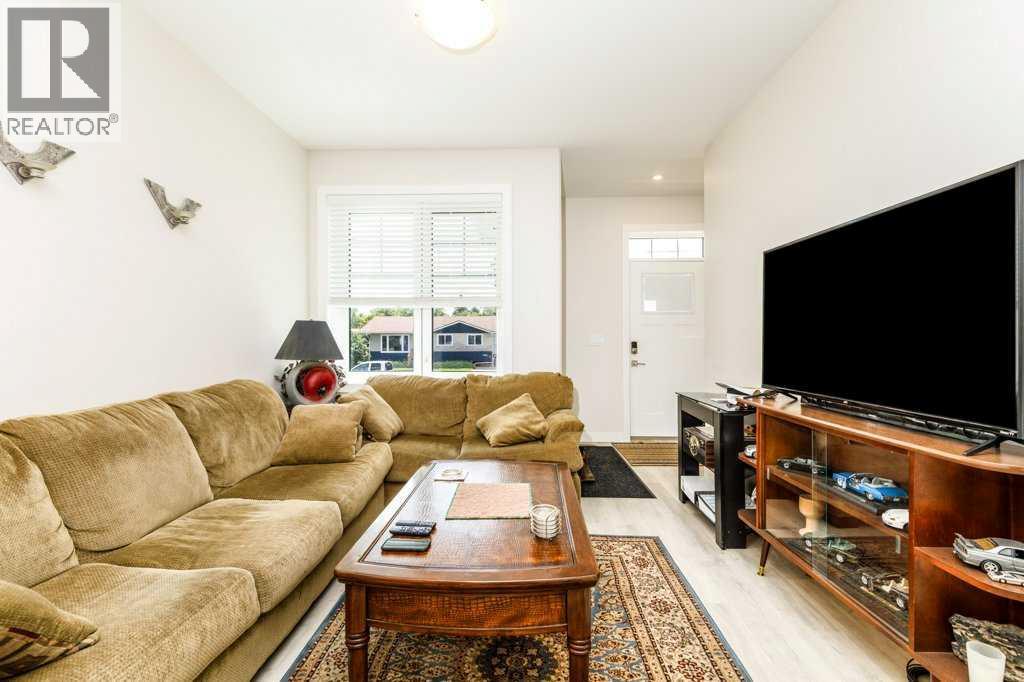 3918 47 Street - photo 5