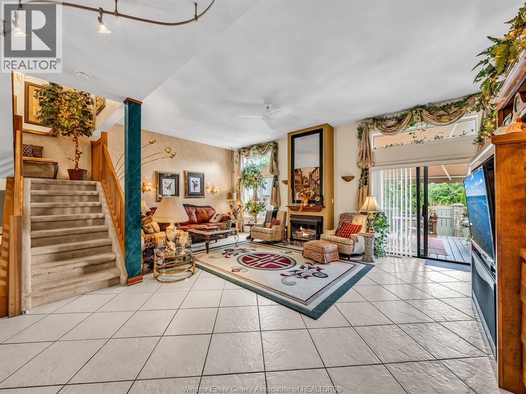 174 CRYSTAL HARBOUR - 12