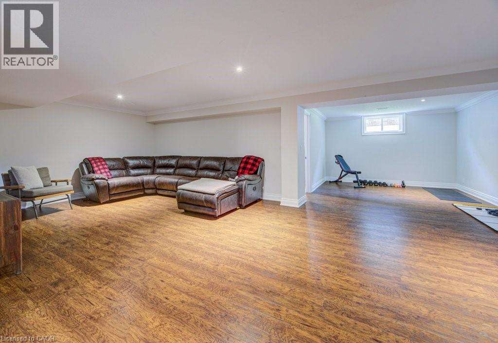 122 ANGLER Avenue - 26