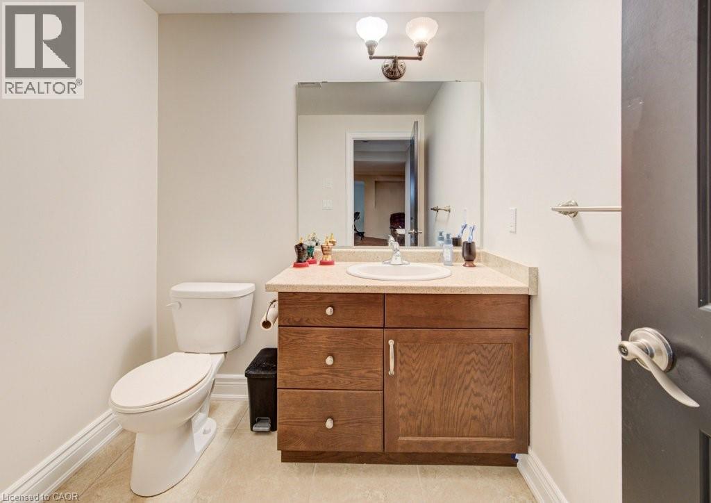 122 ANGLER Avenue - 30