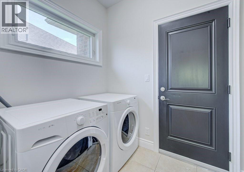 122 ANGLER Avenue - 32