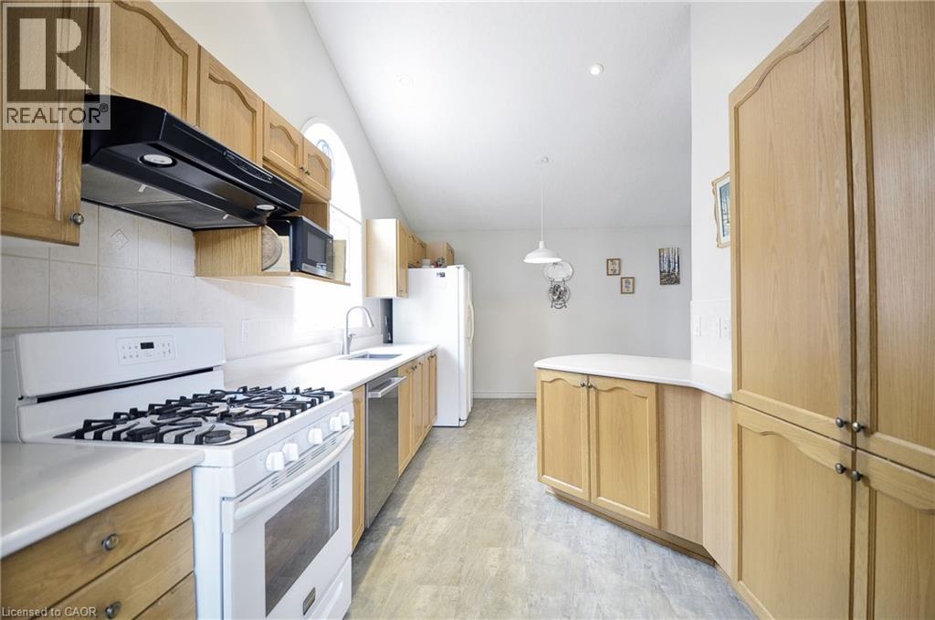 95 DRINKWATER Drive - 8