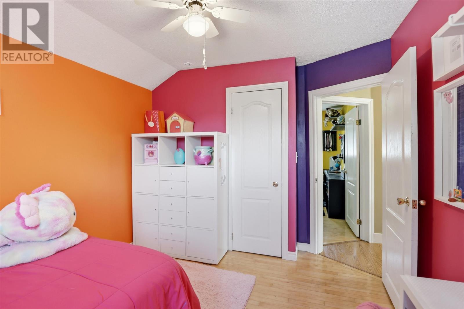 63 Elmwood AVE - 20