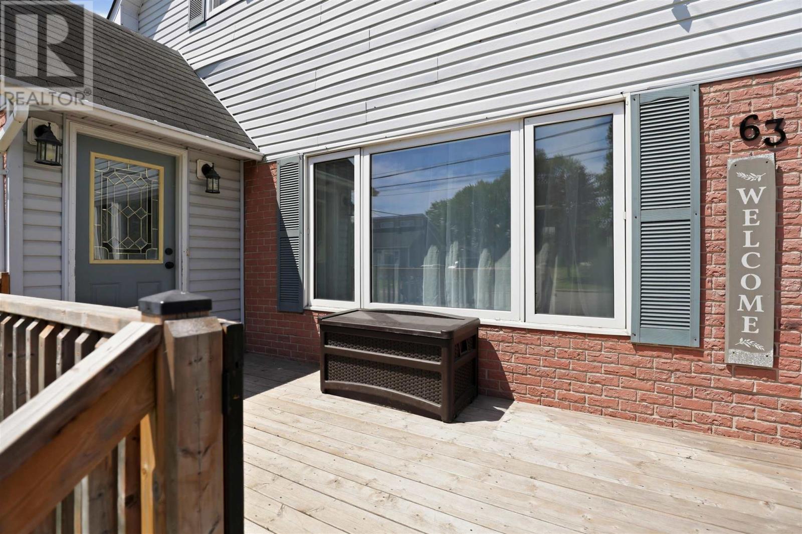63 Elmwood AVE - 33