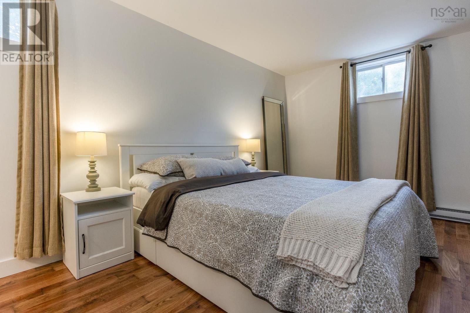 Property 26 of 38 of 33 Ladyslipper Drive