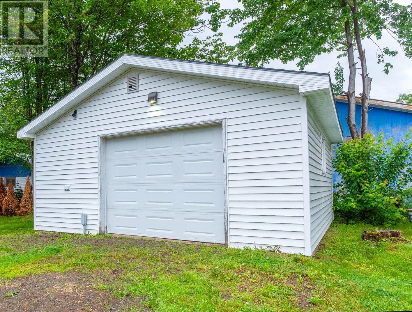 Property 34 of 38 of 33 Ladyslipper Drive