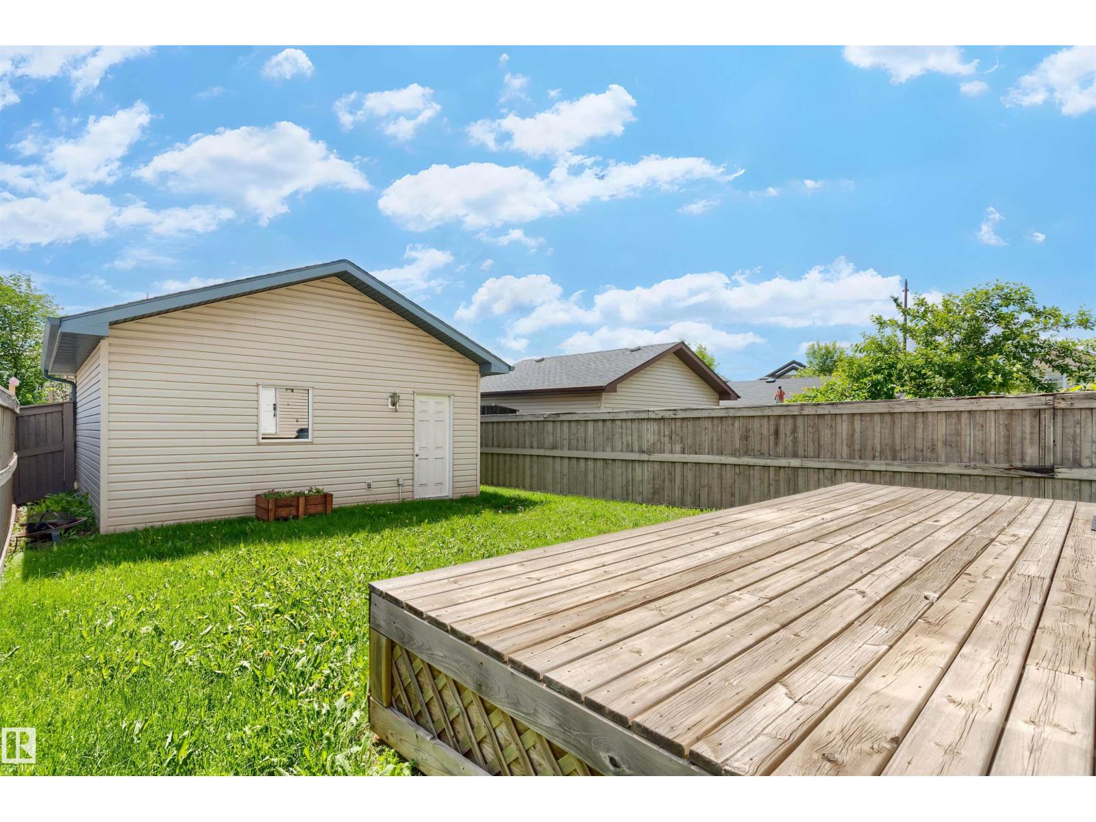 8774 STEIN LN NW - 29