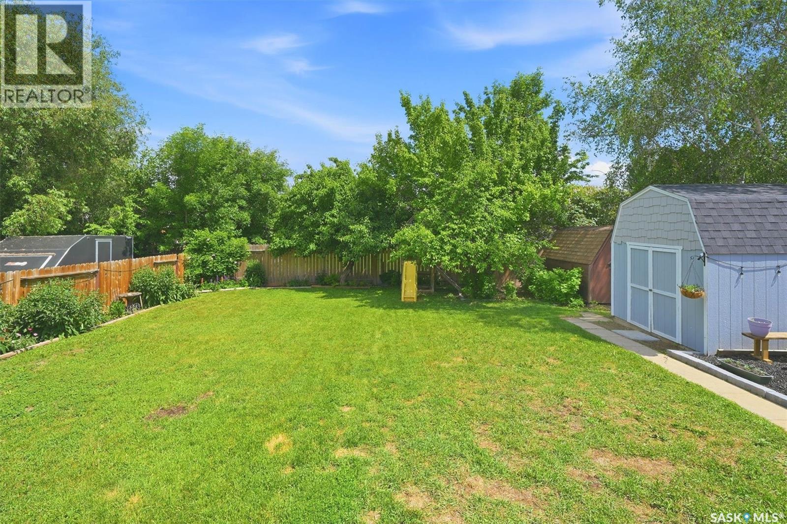 342 Wollaston RISE — photo 39